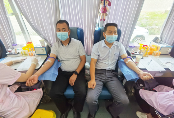 旬陽縣紅軍鎮(zhèn)開展“學(xué)黨史、辦實事”愛心獻(xiàn)血 活動