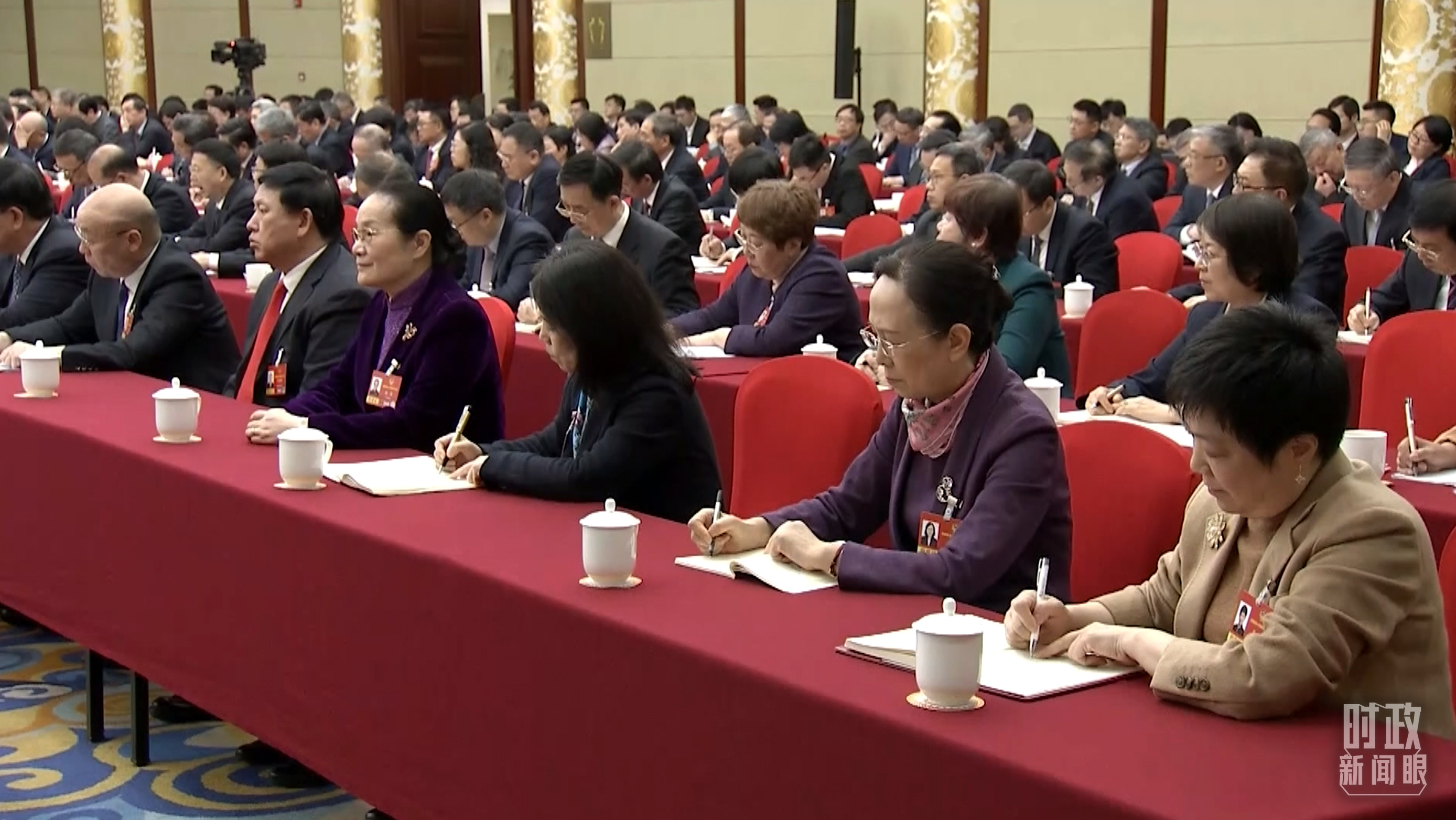 △當(dāng)天的政協(xié)聯(lián)組會現(xiàn)場。